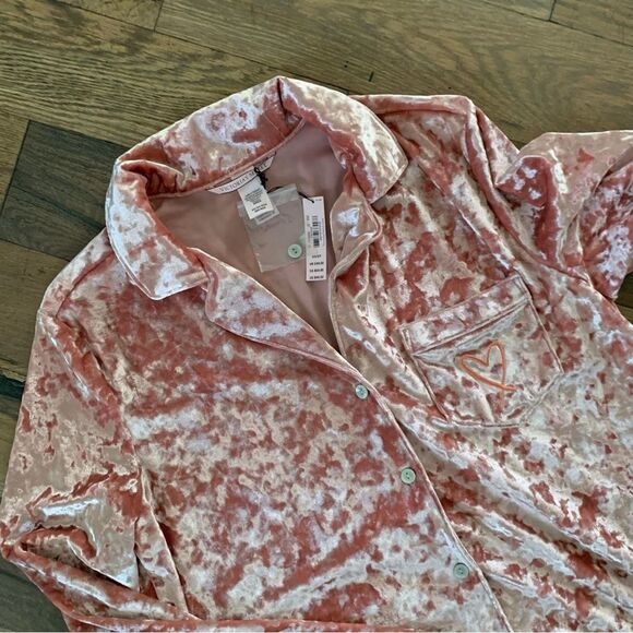Victoria's Secret Pink Crushed Velvet Button Up Pajama Top Size X-Small - Picture 5 of 12